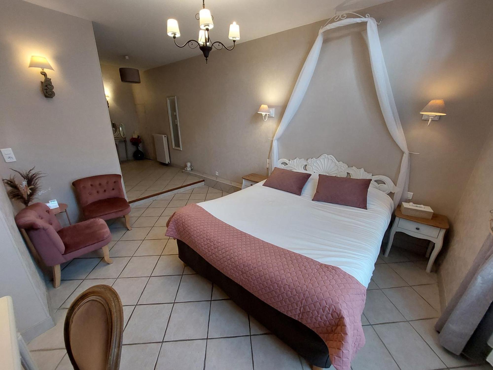 Logis Hotel Le Prince Noir Sérignac-sur-Garonne エクステリア 写真