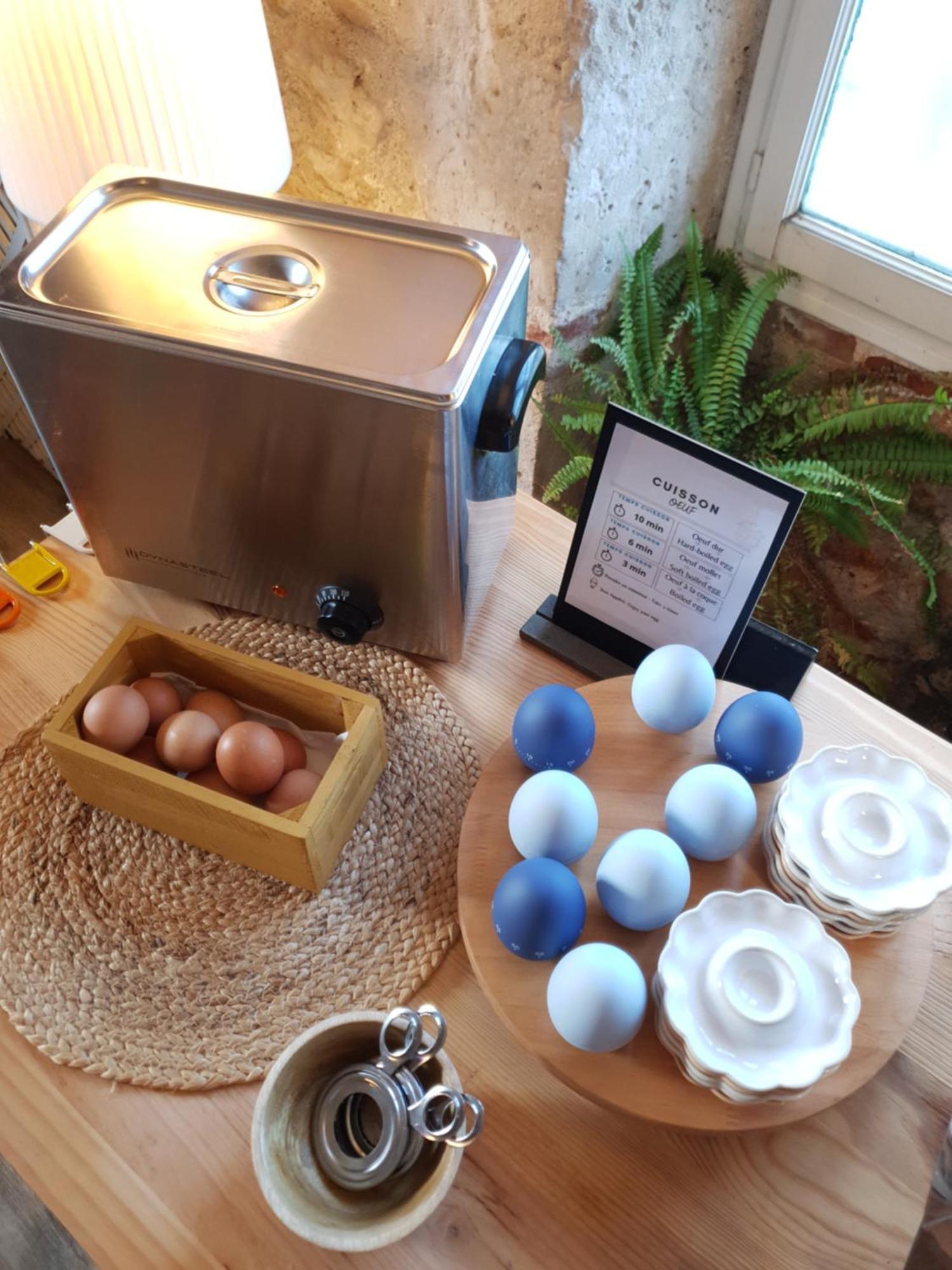 Logis Hotel Le Prince Noir Sérignac-sur-Garonne エクステリア 写真